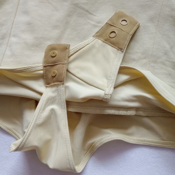 Lululemon▪️Heavyweight Cotton T-Shirt Bodysuit - Picture 6 of 9